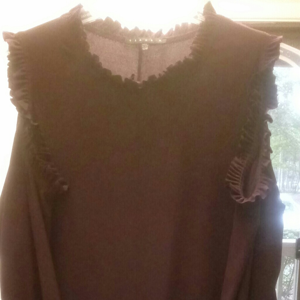 Dress - Picture 3 of 3